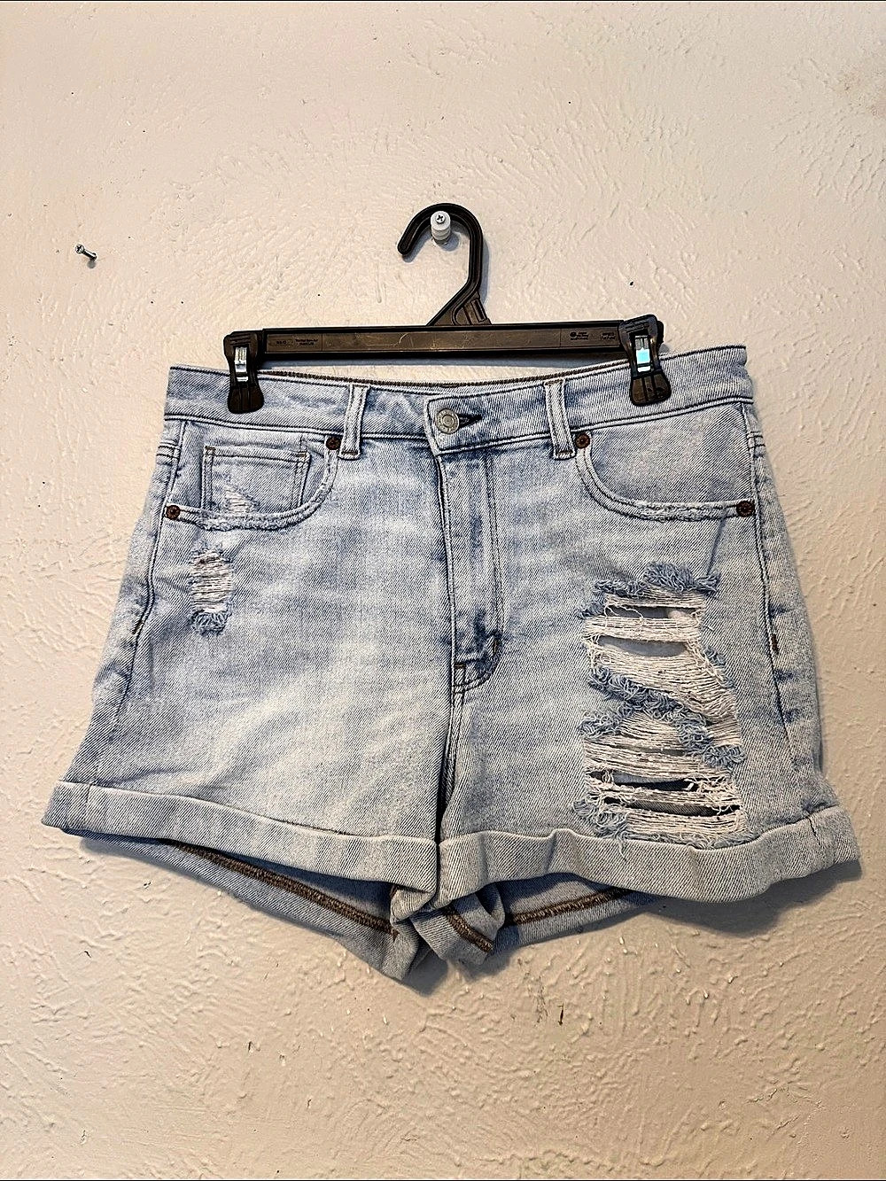 American Eagle Women's Distressed Denim Jean Shorts Size 8 Blue